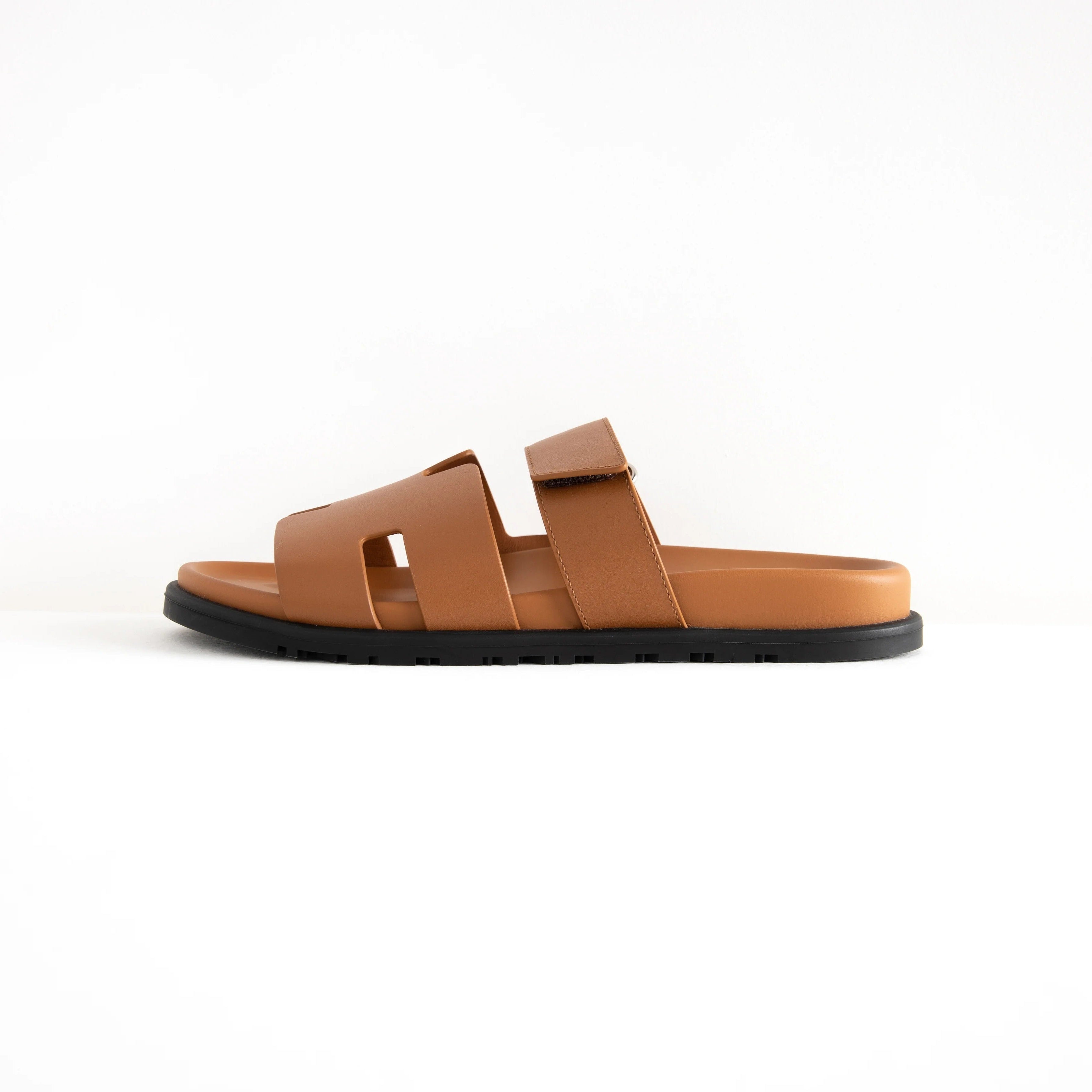 Hermès Chypre Sandals "Beige Doré