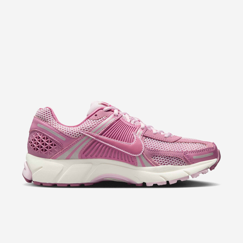 Nike Zoom Vomero 5 "Elemental Pink"