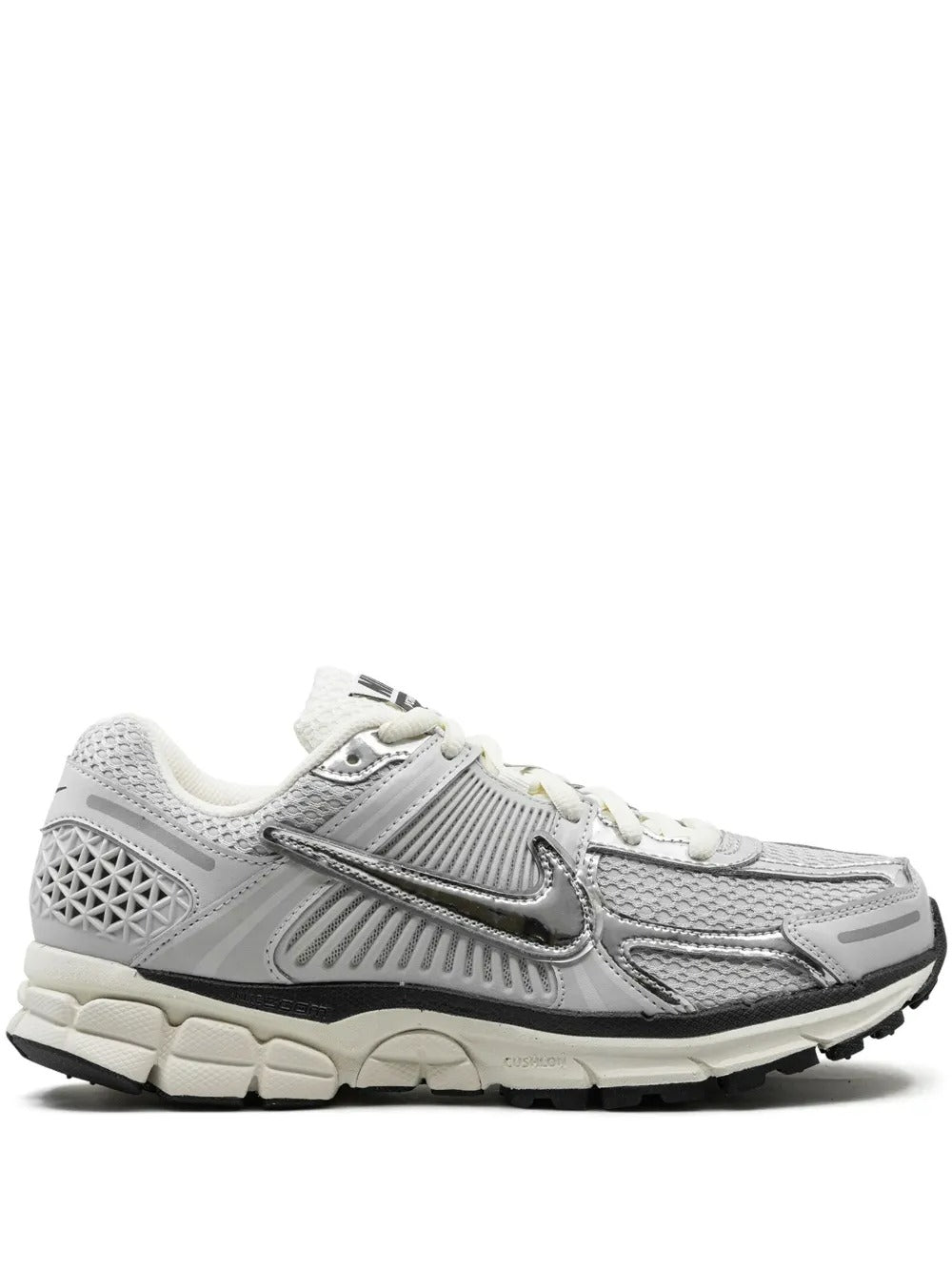 Nike Zoom Vomero 5 "Photon Dust  Metallic Silver"