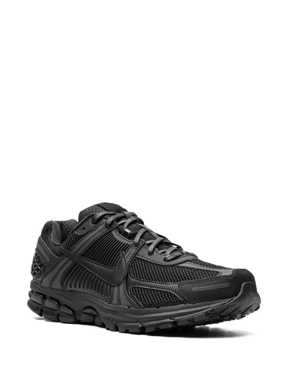Nike Zoom Vomero 5 "Triple Black"