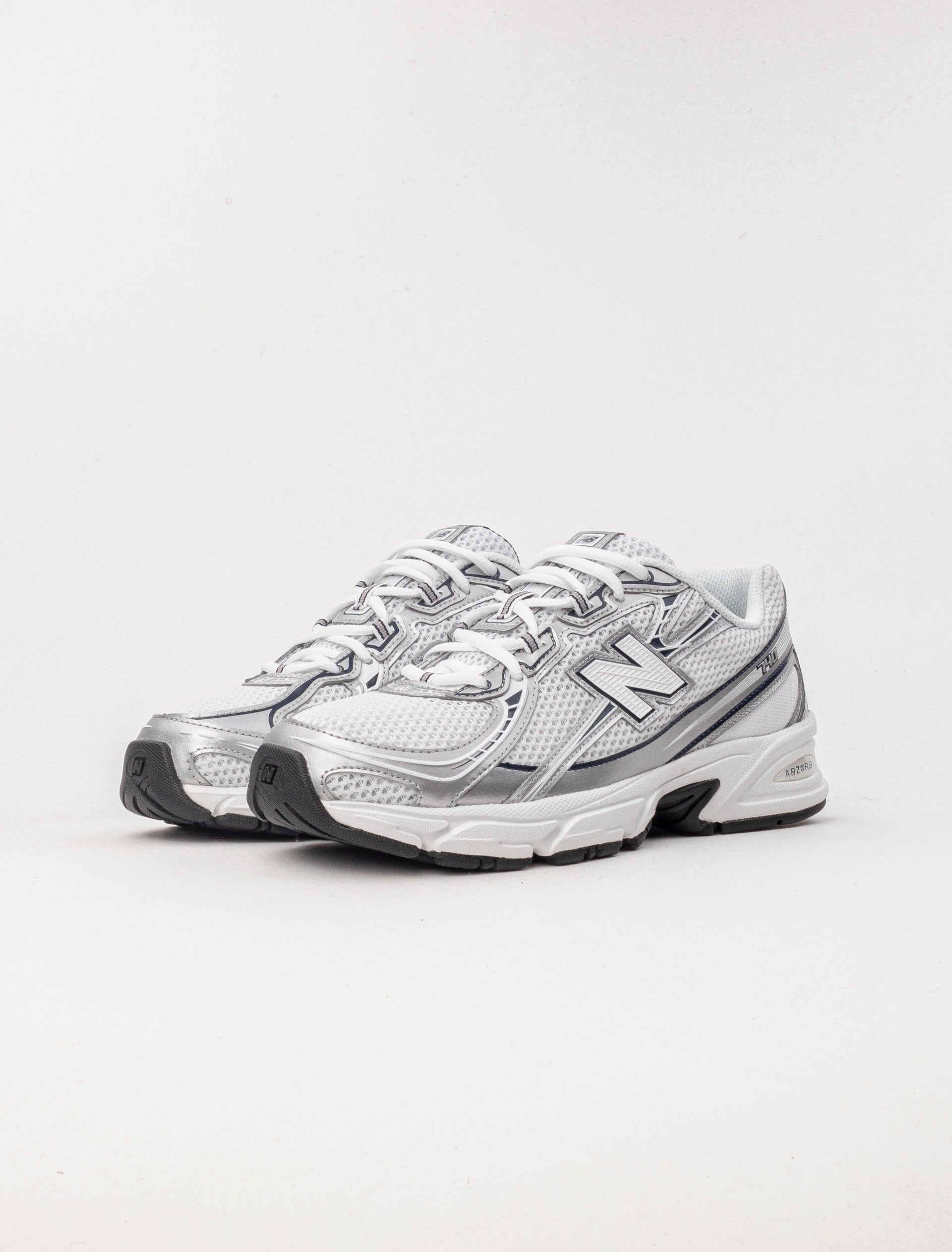 New Balance 740 "White Silver"