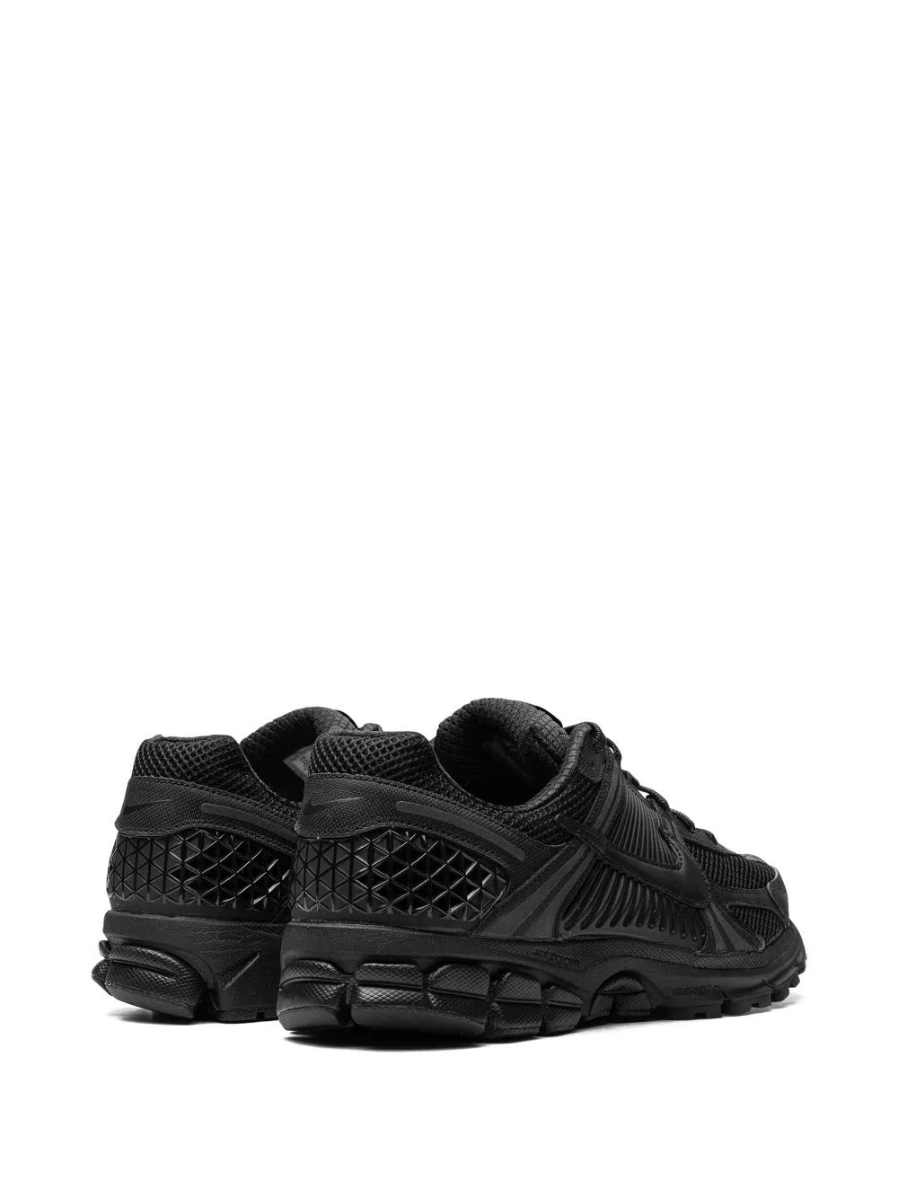 Nike Zoom Vomero 5 "Triple Black"